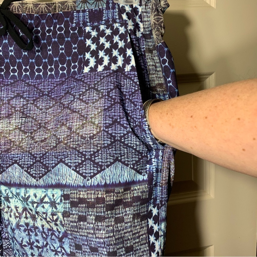 MANDUKA Blue Yoga Athletic 9' Short Lightweight Breathable Movable Coastal Sz XL - Picture 4 of 10